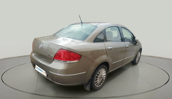 2010 Fiat Linea EMOTION 1.4, Petrol, Manual, 80,501 km, exterior