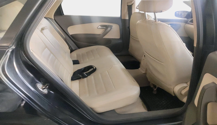 2013 Volkswagen Vento COMFORTLINE DIESEL 1.6, Diesel, Manual, 76,141 km, interior