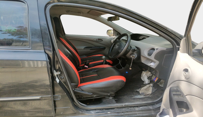 2011 Toyota Etios G, Petrol, Manual, 95,787 km, interior