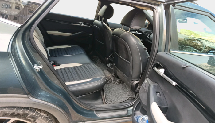 2023 KIA SELTOS  GTX PLUS 1.5 DIESEL AT, Diesel, Automatic, 13,939 km, interior