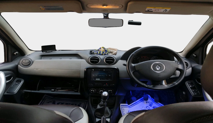 2014 Renault Duster 110 PS RXL ADVENTURE, Diesel, Manual, 1,29,847 km, interior