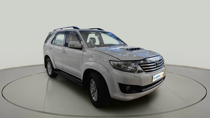 2012 Toyota Fortuner 3.0 4X4 MT, Diesel, Manual, 1,83,504 km, exterior