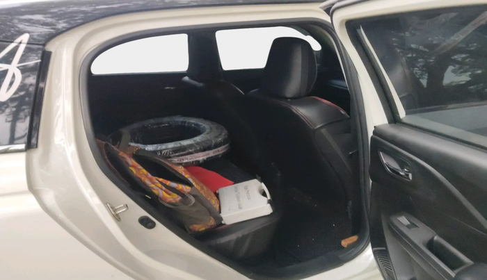 2024 Maruti Swift VXi AMT, Petrol, Automatic, 11,403 km, interior