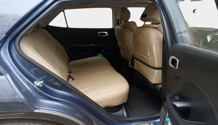 2022 Hyundai VENUE S+ 1.2, Petrol, Manual, 41,000 km, interior