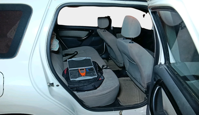 2015 Renault Duster 85 PS RXL DIESEL, Diesel, Manual, 1,65,696 km, interior