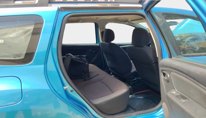 2020 Renault Duster RXS 1.3 TURBO PETROL MT, Petrol, Manual, 32,352 km, interior