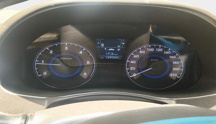 2012 Hyundai Verna FLUIDIC 1.6 CRDI SX, Diesel, Manual, 1,29,050 km, interior