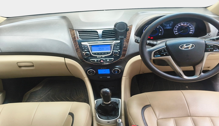 2012 Hyundai Verna FLUIDIC 1.6 CRDI SX, Diesel, Manual, 1,29,050 km, interior
