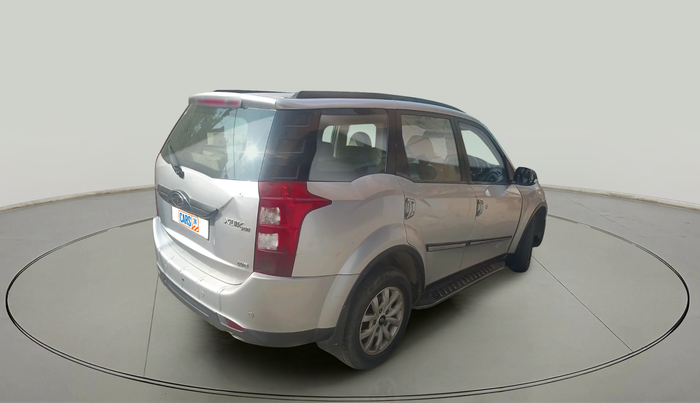 2015 Mahindra XUV500 W8, Diesel, Manual, 84,397 km, exterior
