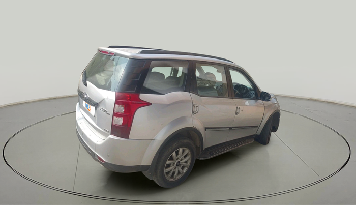 2015 Mahindra XUV500 W8, Diesel, Manual, 84,397 km, exterior