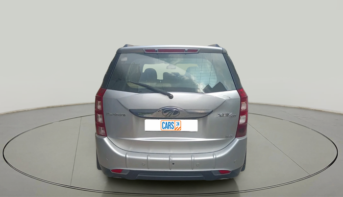 2015 Mahindra XUV500 W8, Diesel, Manual, 84,397 km, exterior