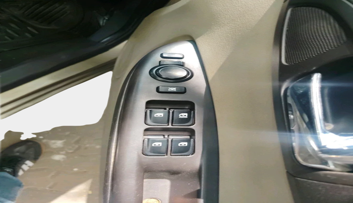 2013 Hyundai i20 SPORTZ 1.4 CRDI, Diesel, Manual, 98,054 km, interior