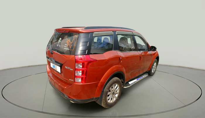 2015 Mahindra XUV500 W10, Diesel, Manual, 89,345 km, exterior