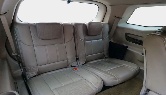 2015 Mahindra XUV500 W10, Diesel, Manual, 89,345 km, interior