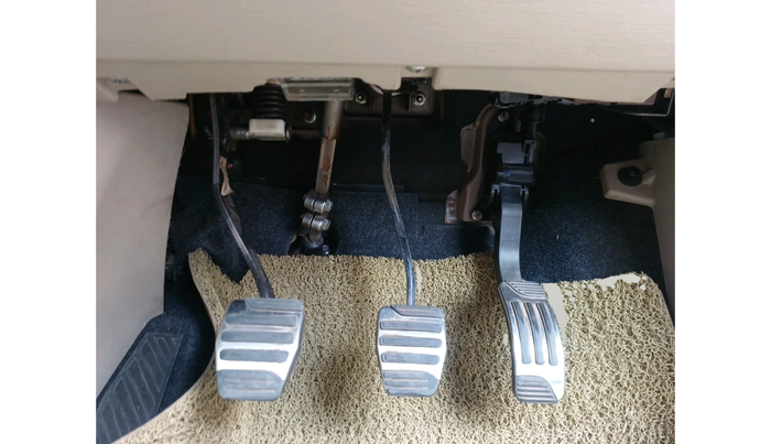 2015 Mahindra XUV500 W10, Diesel, Manual, 89,345 km, interior