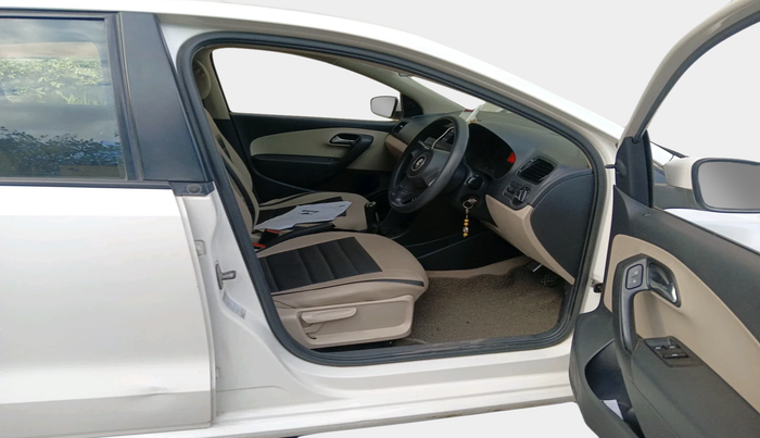 2011 Volkswagen Polo COMFORTLINE 1.2L PETROL, Petrol, Manual, 57,965 km, interior