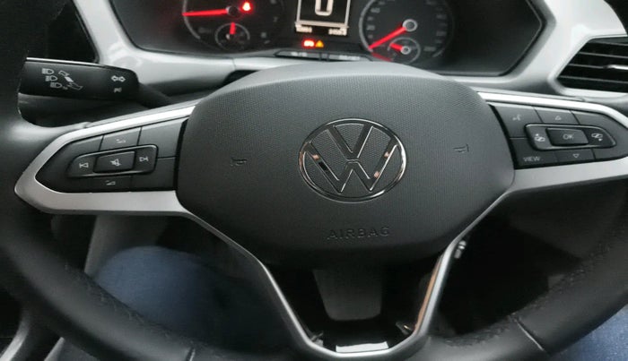 2022 Volkswagen TAIGUN GT 1.5 TSI MT, Petrol, Manual, 10,991 km, interior