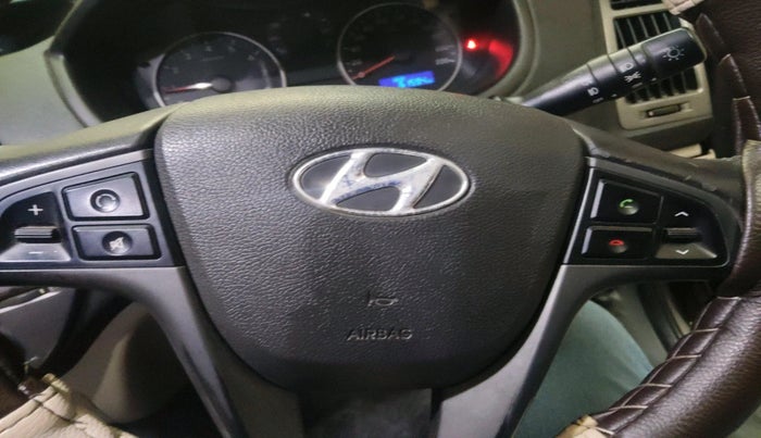 2013 Hyundai i20 SPORTZ 1.2, Petrol, Manual, 61,594 km, interior