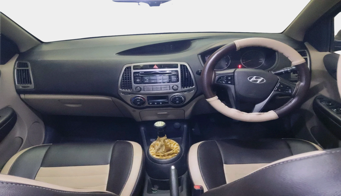 2013 Hyundai i20 SPORTZ 1.2, Petrol, Manual, 61,594 km, interior