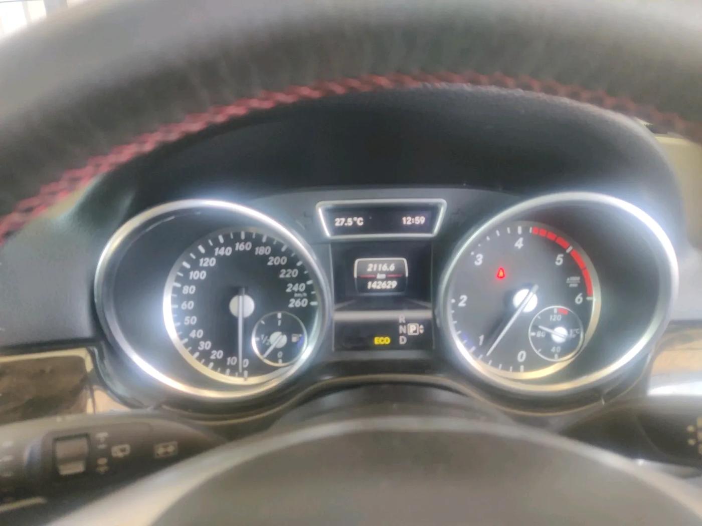 2013 Mercedes Benz GL Class 3.0 GRAND EDITION LUXURY, Diesel, Automatic, 1,42,629 km, interior