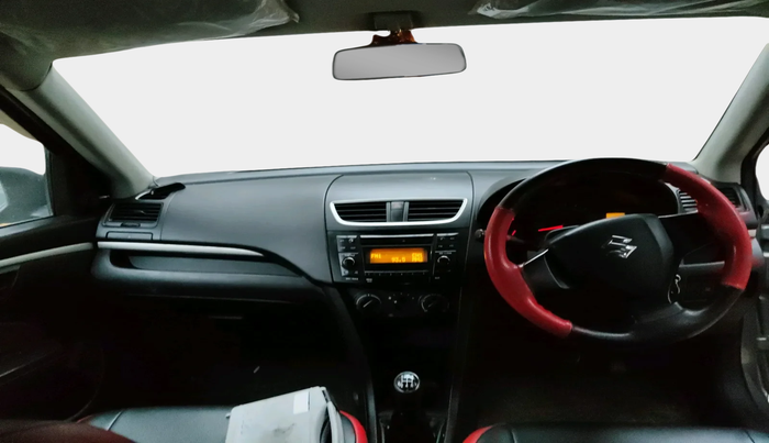 2015 Maruti Swift LXI, Petrol, Manual, 97,767 km, interior