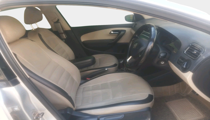 2017 Skoda Rapid AMBITION 1.5 TDI, Diesel, Manual, 83,376 km, interior