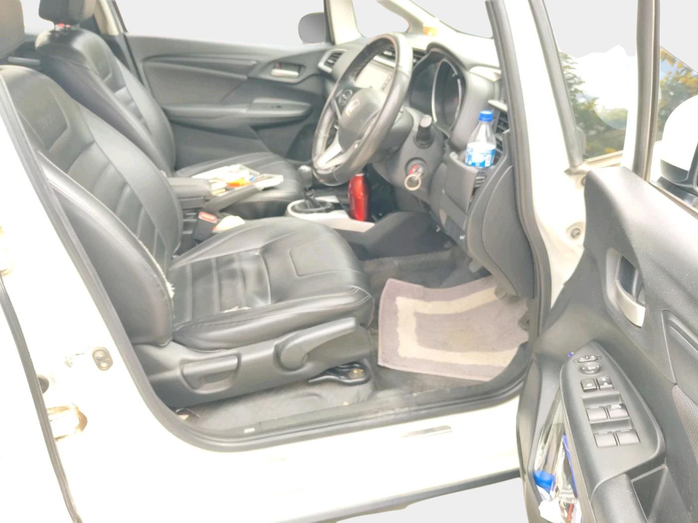 2021 Honda WR-V 1.5L I-DTEC SV MT, Diesel, Manual, 68,087 km, interior