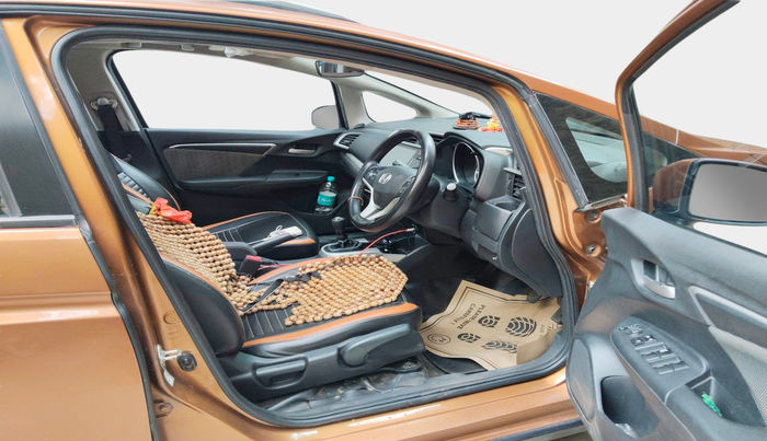 2018 Honda WR-V 1.5L I-DTEC VX MT, Diesel, Manual, 1,00,547 km, interior