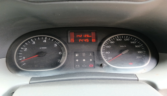 2013 Renault Duster 85 PS RXE DIESEL, Diesel, Manual, 1,42,126 km, interior
