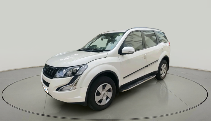 2016 Mahindra XUV500 W6, Diesel, Manual, 1,19,548 km, exterior