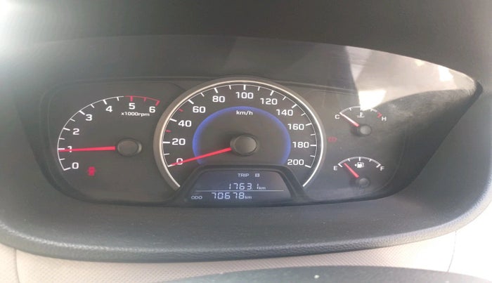 2014 Hyundai Grand i10 MAGNA 1.1 CRDI, Diesel, Manual, 70,678 km, interior