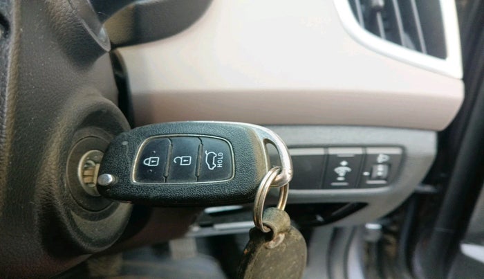 2018 Hyundai Creta E PLUS 1.6 PETROL, Petrol, Manual, 46,048 km, interior