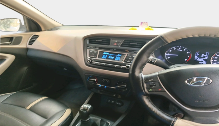 2017 Hyundai Elite i20 MAGNA 1.2, Petrol, Manual, 35,076 km, interior