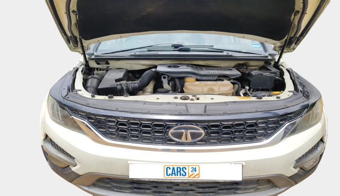 2017 Tata Hexa XTA 4X2 7 STR, Diesel, Automatic, 78,668 km, exterior