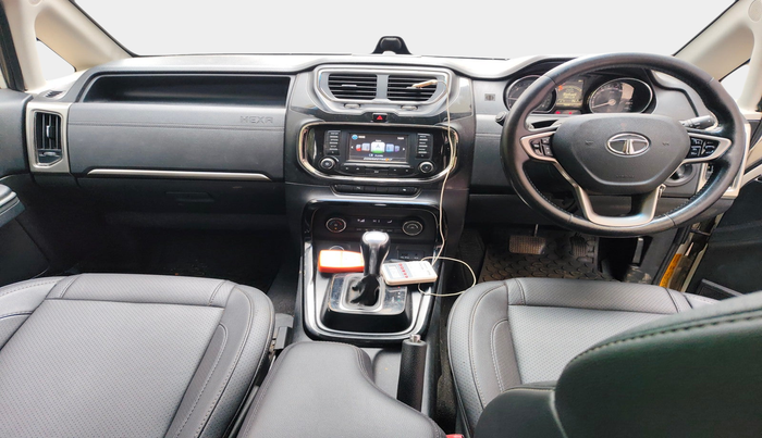 2017 Tata Hexa XTA 4X2 7 STR, Diesel, Automatic, 78,668 km, interior