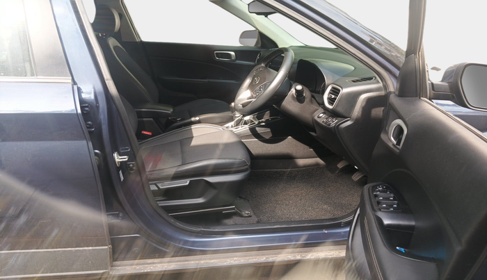 2019 Hyundai VENUE SX 1.0 (O) TURBO, Petrol, Manual, 72,488 km, interior