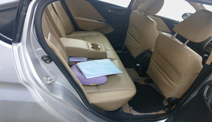 2017 Honda City 1.5L I-VTEC VX CVT, Petrol, Automatic, 1,26,917 km, interior