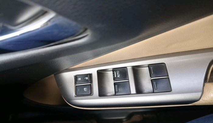 2017 Honda City 1.5L I-VTEC VX CVT, Petrol, Automatic, 1,26,917 km, interior