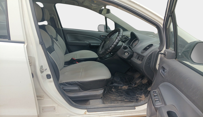 2016 Maruti Ritz LDI, Diesel, Manual, 1,23,051 km, interior