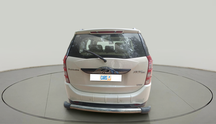 2017 Mahindra XUV500 W10, Diesel, Manual, 1,32,649 km, exterior