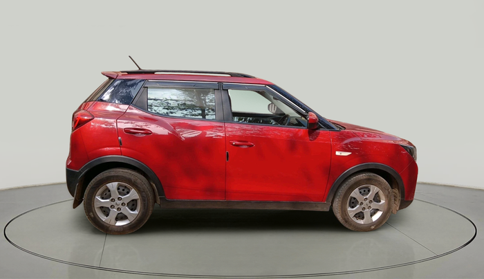 2023 Mahindra XUV300 W6 1.2 PETROL, Petrol, Manual, 30,938 km, exterior
