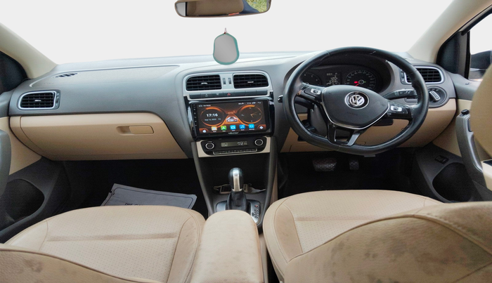 2016 Volkswagen Vento HIGHLINE PETROL AT, Petrol, Automatic, 1,27,049 km, interior