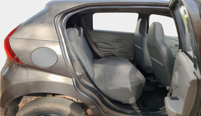 2016 Datsun Redi Go T (O), Petrol, Manual, 29,938 km, interior
