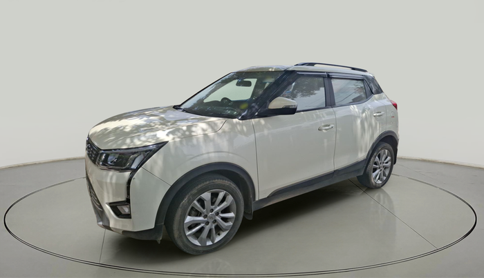 2019 Mahindra XUV300 W8 1.2 PETROL, Petrol, Manual, 46,000 km, exterior