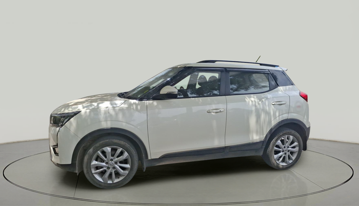 2019 Mahindra XUV300 W8 1.2 PETROL, Petrol, Manual, 46,000 km, exterior