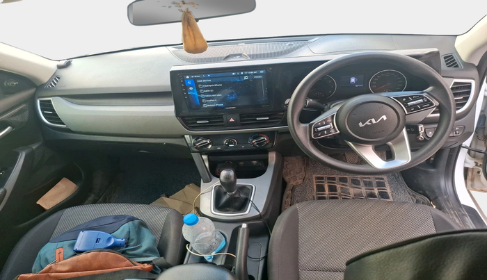 2022 KIA SELTOS HTE 1.5 PETROL, Petrol, Manual, 42,717 km, interior