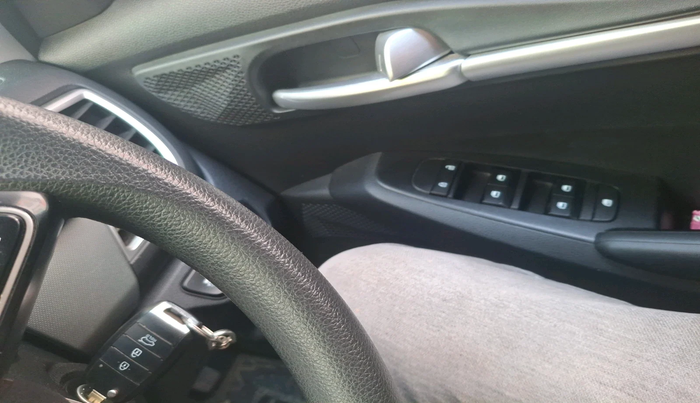 2022 KIA SELTOS HTE 1.5 PETROL, Petrol, Manual, 42,717 km, interior