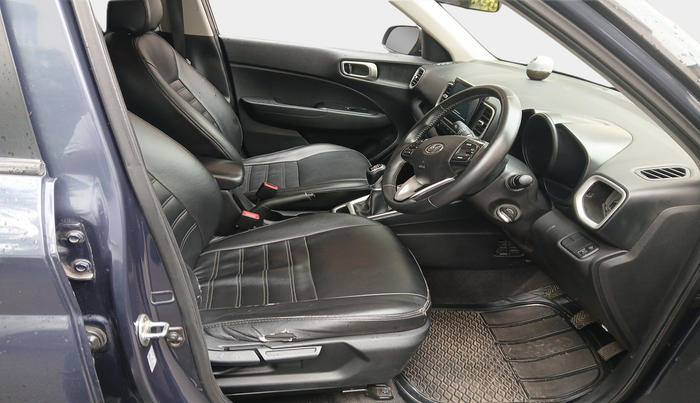 2019 Hyundai VENUE SX 1.0 TURBO, Petrol, Manual, 48,376 km, interior