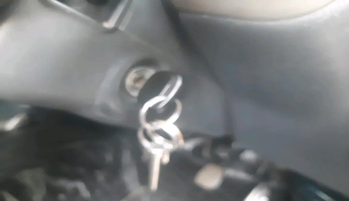 2010 Maruti Eeco 5 STR, Petrol, Manual, 80,985 km, interior