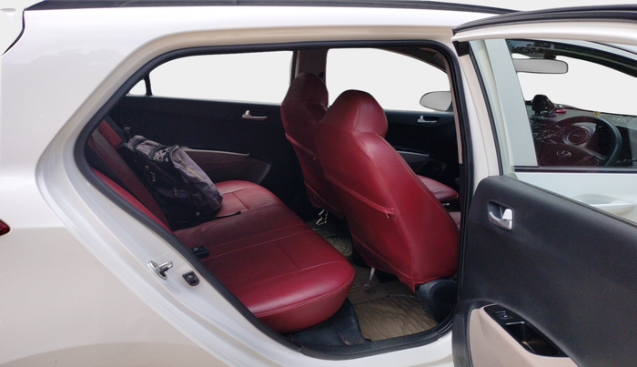 2015 Hyundai Grand i10 SPORTZ 1.2 KAPPA VTVT, Petrol, Manual, 62,835 km, interior